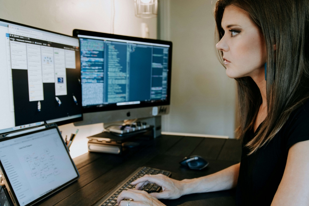 Angular Routing: 5 Techniques for Efficiently Passing Data Between Routes